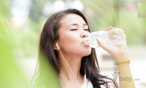 Những thời điểm cần uống nước để da mặt luôn mướt mịn