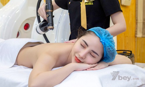 Máy phun trắng nano chuyên sử dụng với sản phẩm tinh chất phun trắng dịch yến collagen