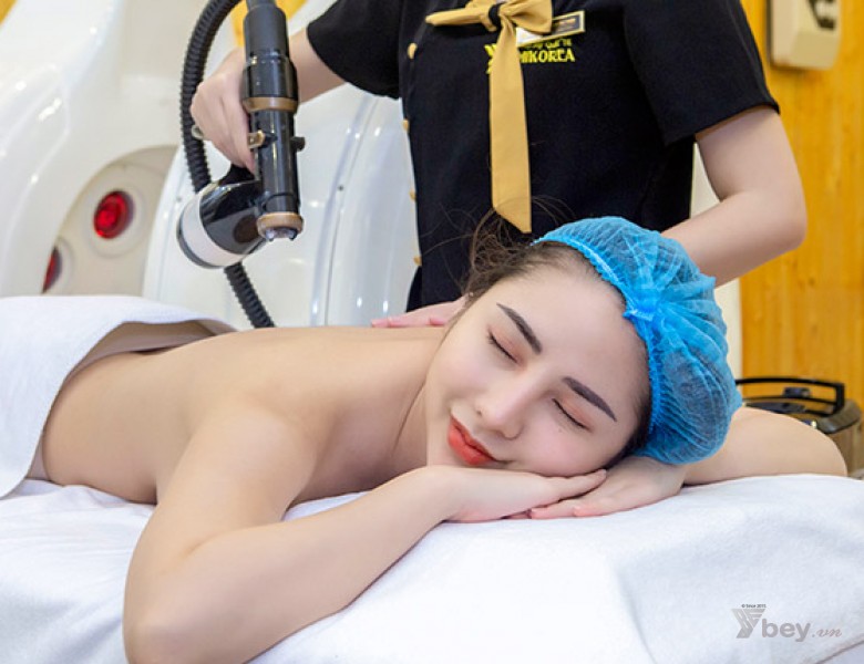 Máy phun trắng nano chuyên sử dụng với sản phẩm tinh chất phun trắng dịch yến collagen