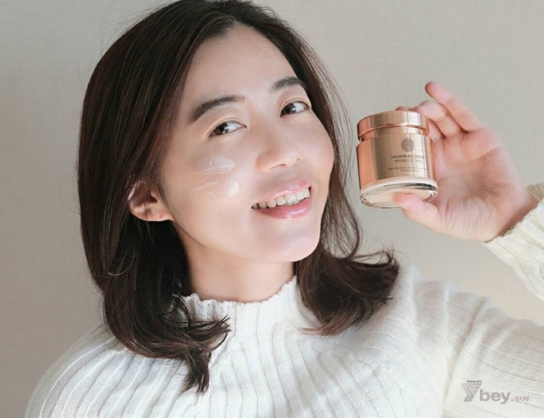 Kem dưỡng trắng da, Chống lão hóa Chiết xuất dầu Cá hồi Cre8skin Salmon Oil Cream 80g