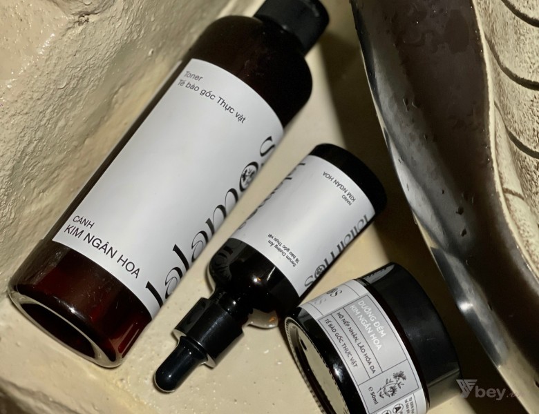 Kem dưỡng ban đêm Kim Ngân Hoa Lalamos Chống lão hóa, Cấp ẩm, Phục hồi