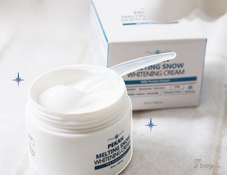 Kem dưỡng trắng da nâng tone và ngừa nếp nhăn Pekah chính hãng - Pekah Melting Snow Whitening Cream