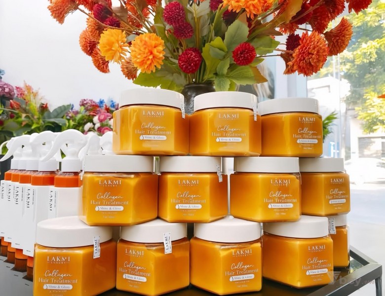 Review Collagen Lakmi Luxury chính hãng -  Khóa ẩm tức thì cho tóc mềm mượt, tăng đàn hồi và giảm gãy rụng